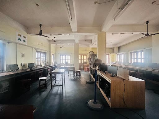 DKB College-gallery-image-5