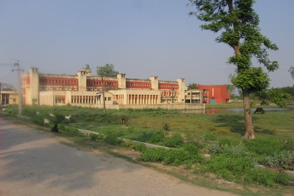 Shree Krishna Medical College and Hospital-image