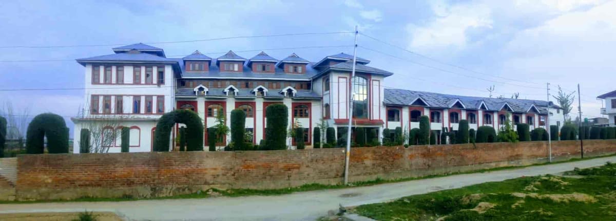 SEM College of Education-gallery-image-0