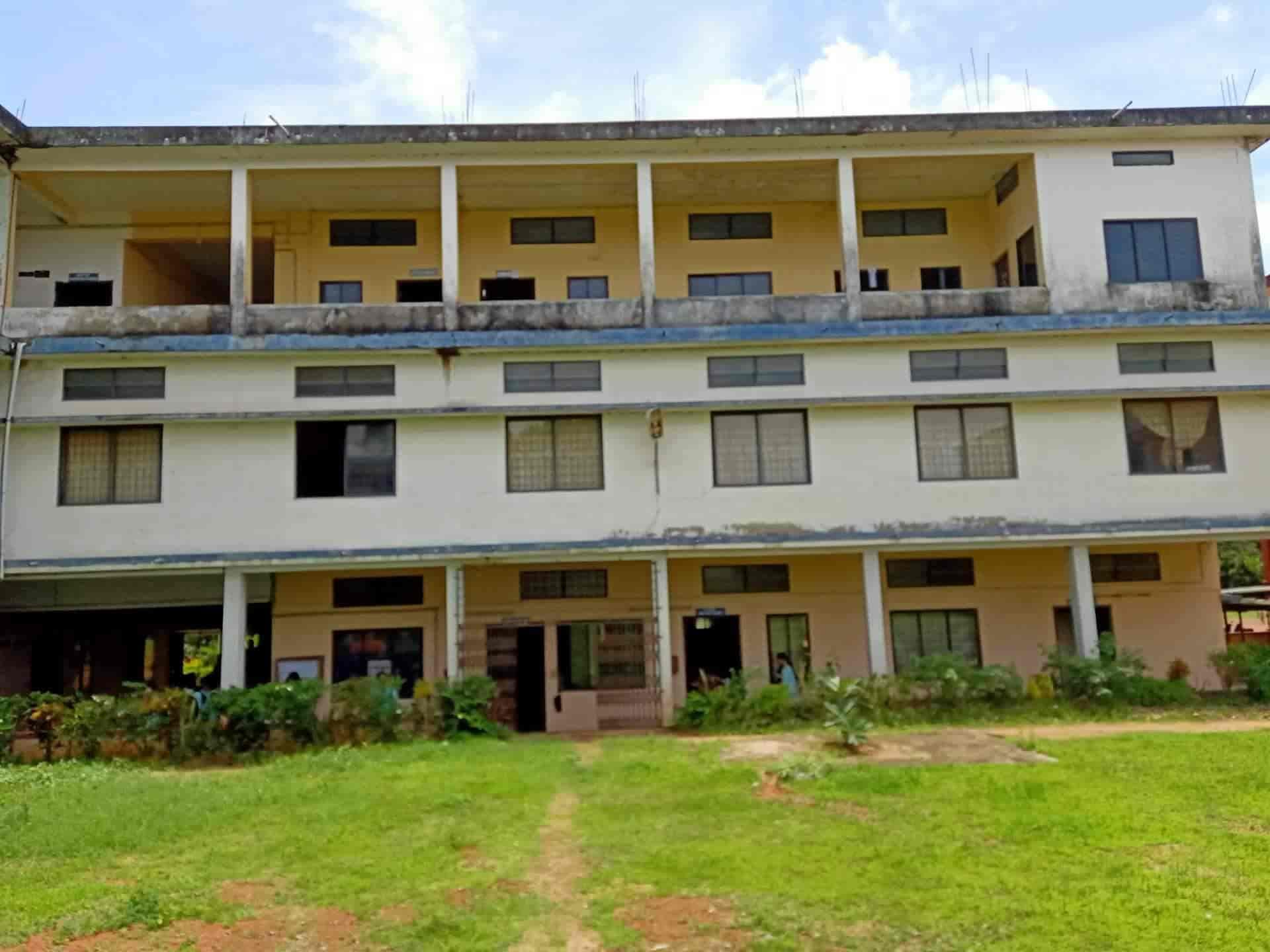 Madhava Pai Memorial College-image