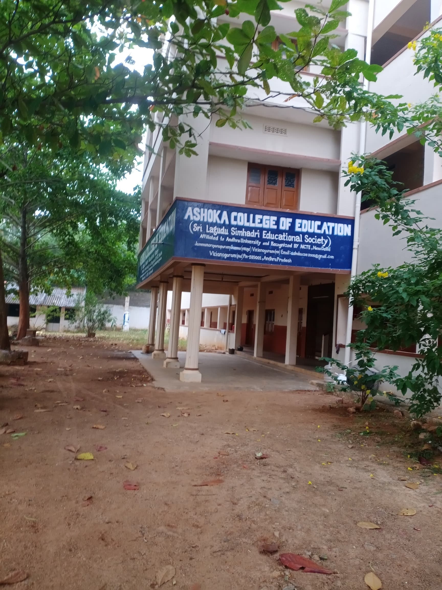 ASHOKA COLLEGE OF EDUCATION-image