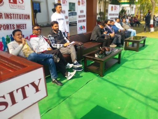 F.S. University-gallery-image-5