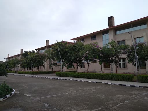 Arni University-gallery-image-6