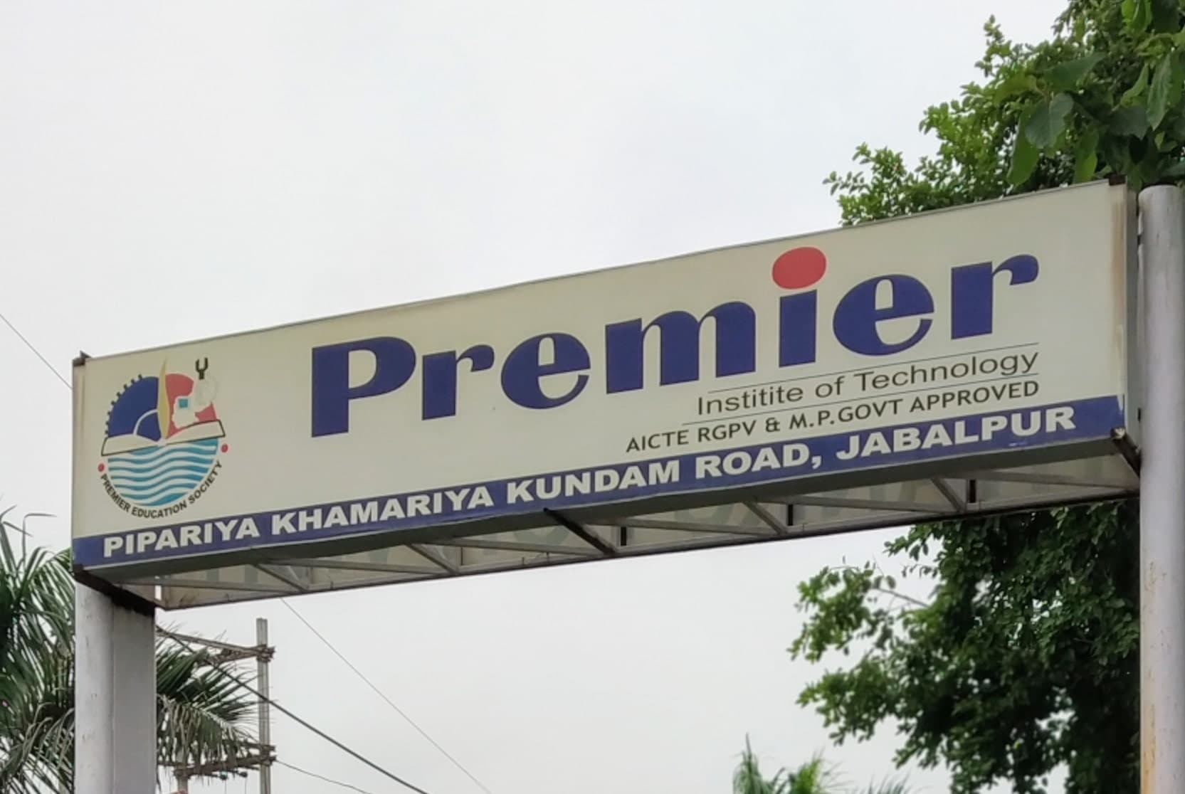 Premier Institute of Technology-image